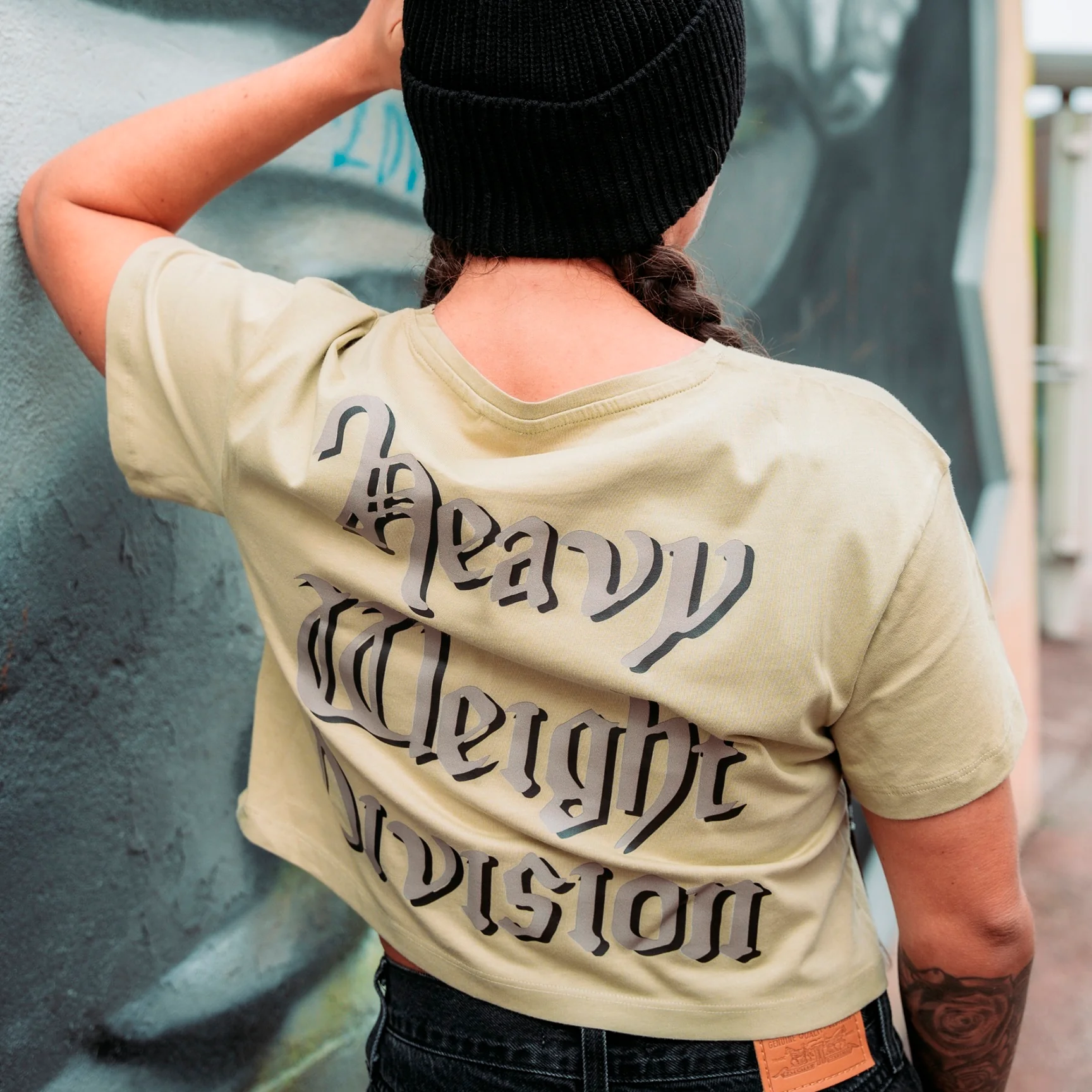 CROP TOP HEAVY WEIGHT DIVISION - Image 3