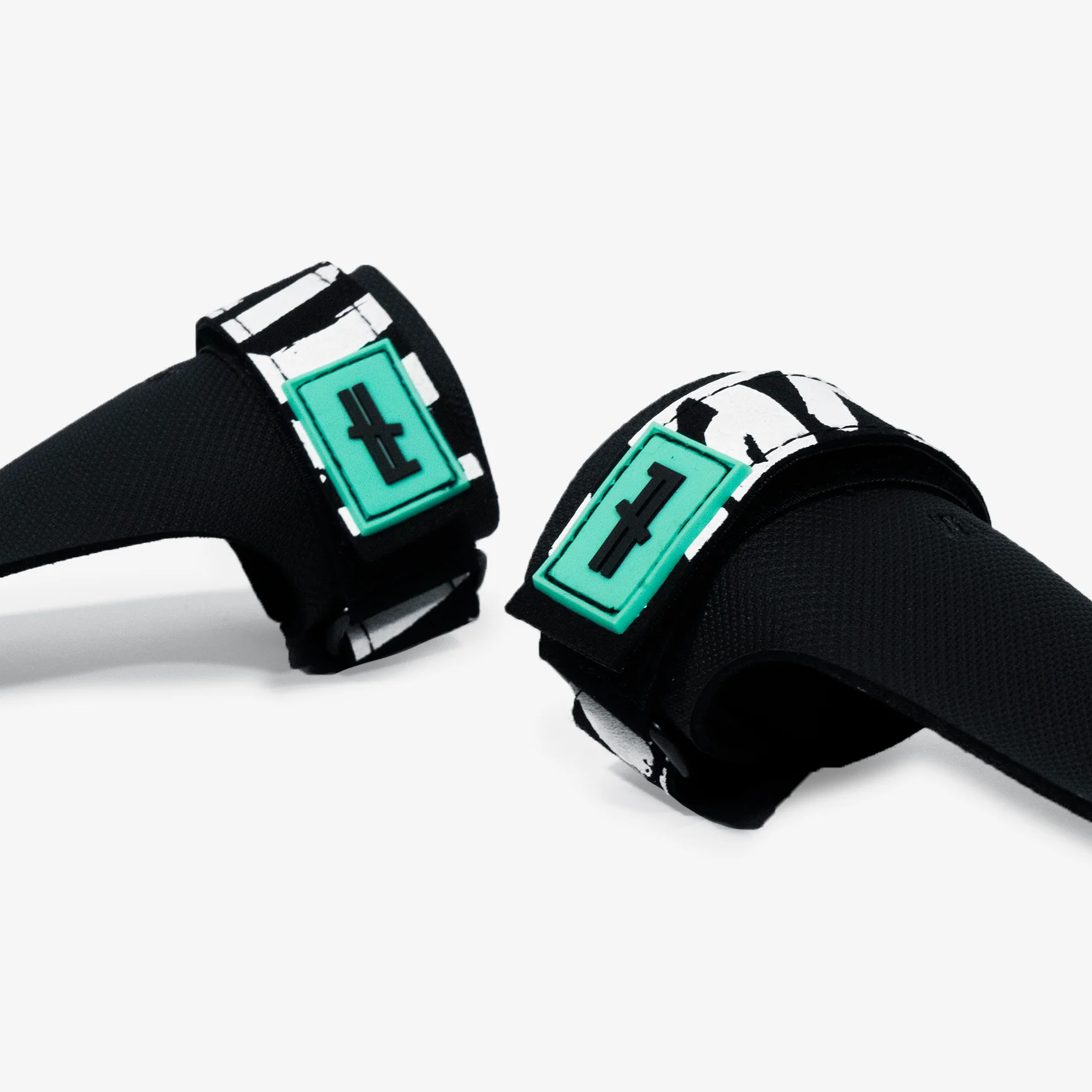 FITTEST FREAKEST ESSENTIALS GRIPS - Image 3