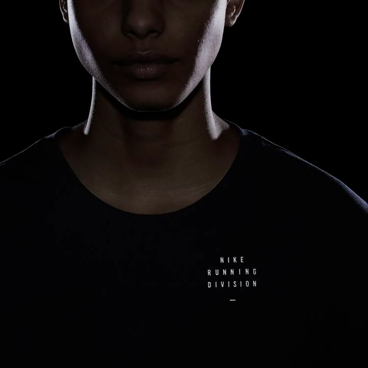 NIKE DRI-FIT RUN DIVISION RUCHED T-SHIRT - Image 5