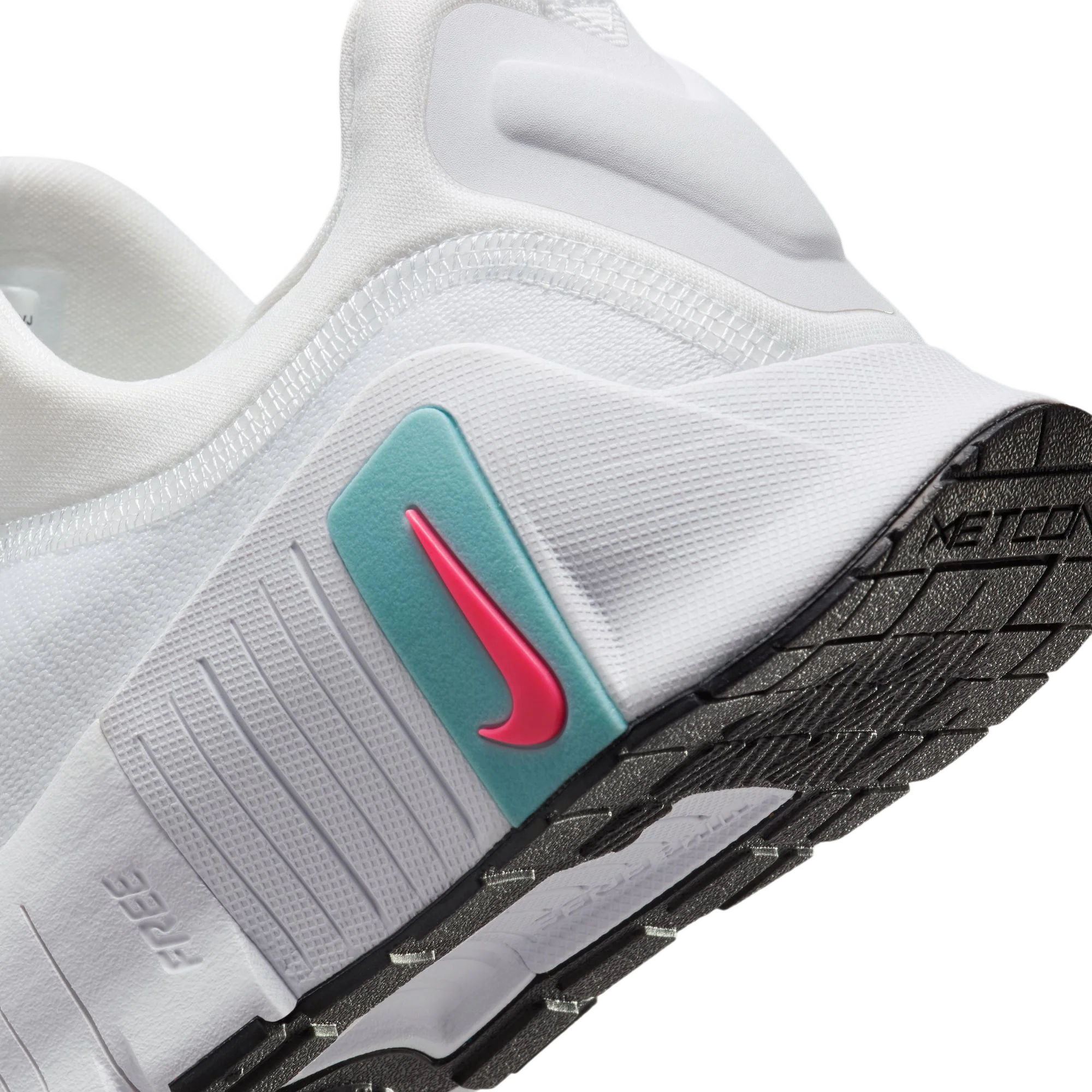 Nike Free Metcon 6 - WOMEN - Image 10