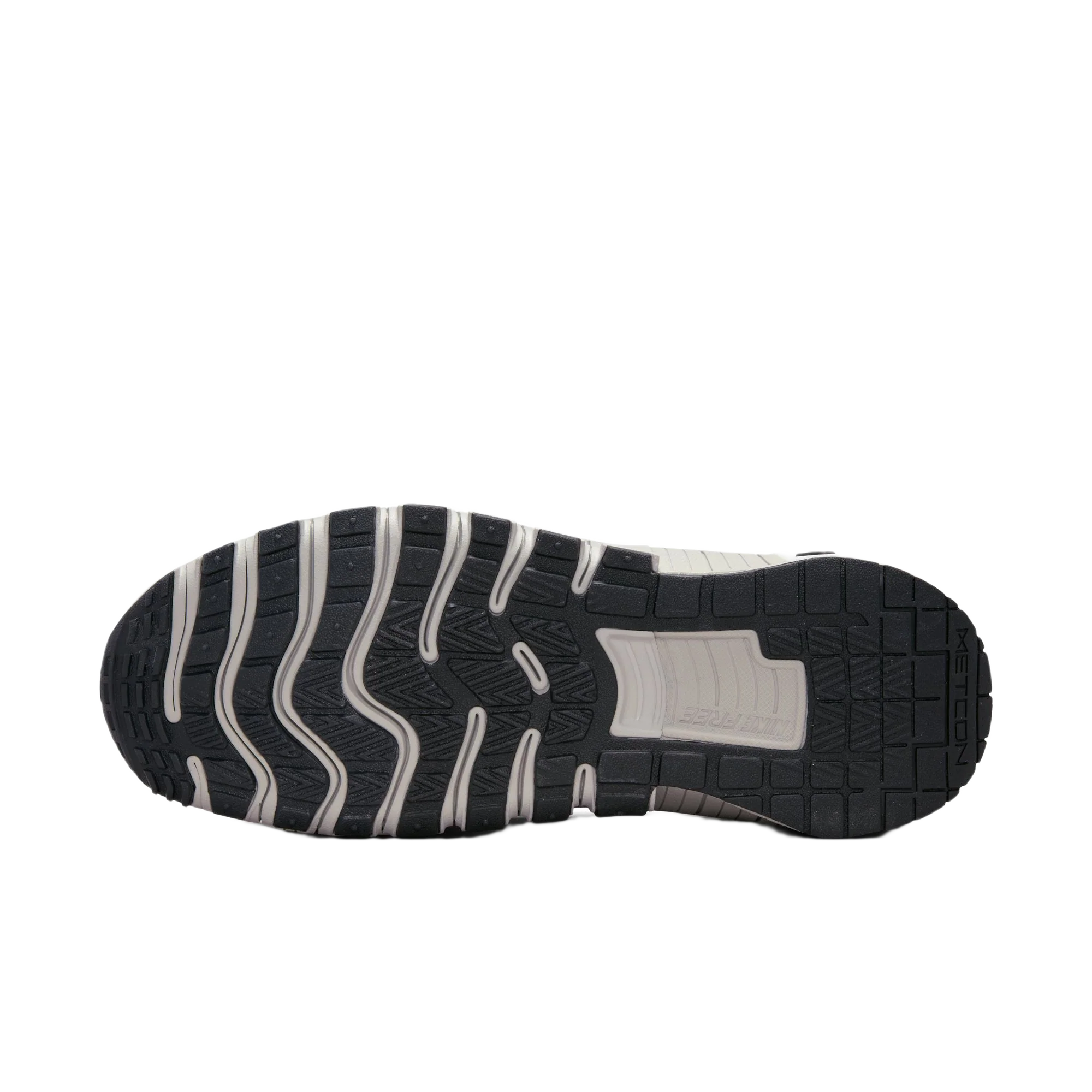 Nike Free Metcon 6 - WOMEN - Image 6