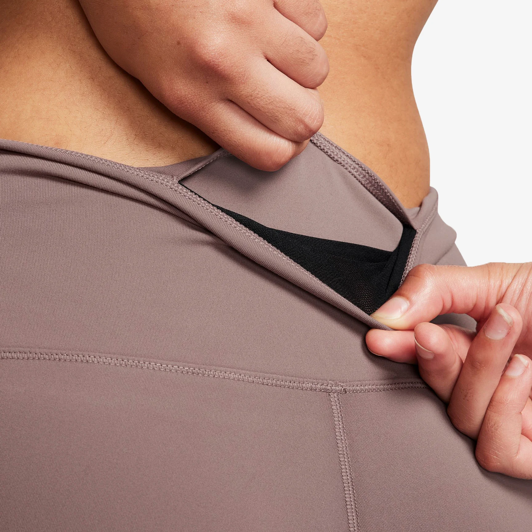 NIKE HIGH WAIST LEGGING - WOMEN - Image 3