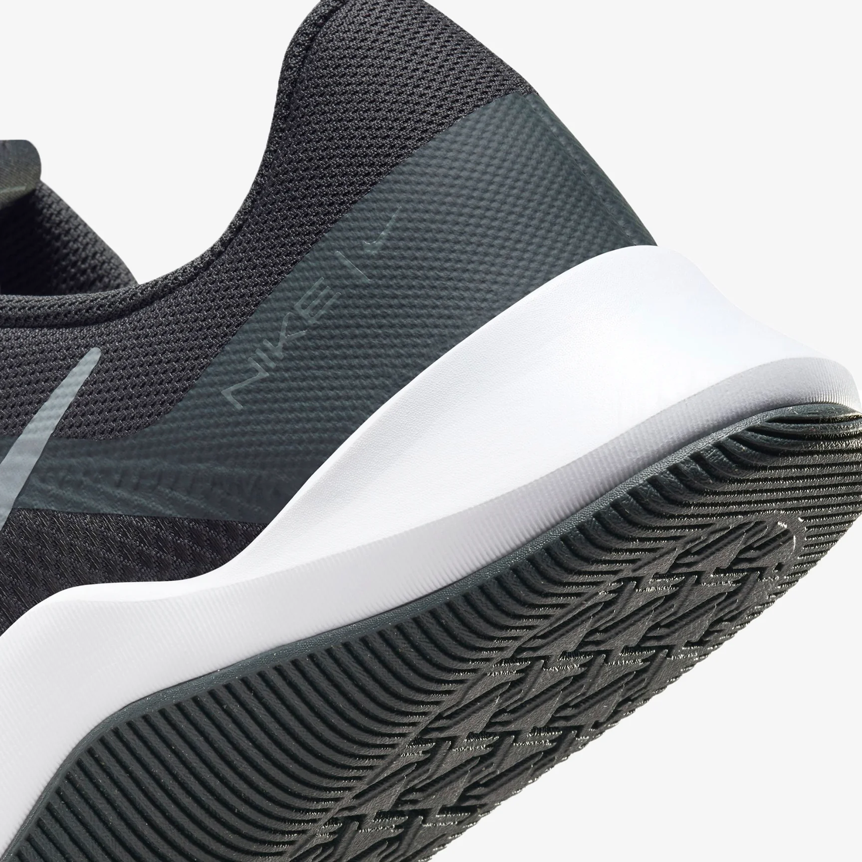 NIKE MC TRAINER 2 - Image 7