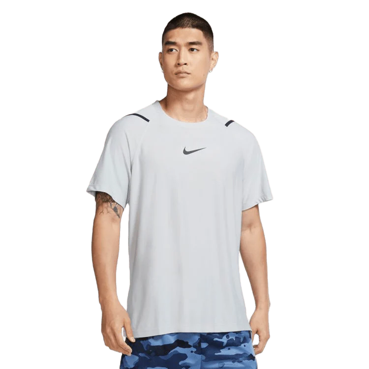 NIKE PRO T-SHIRT