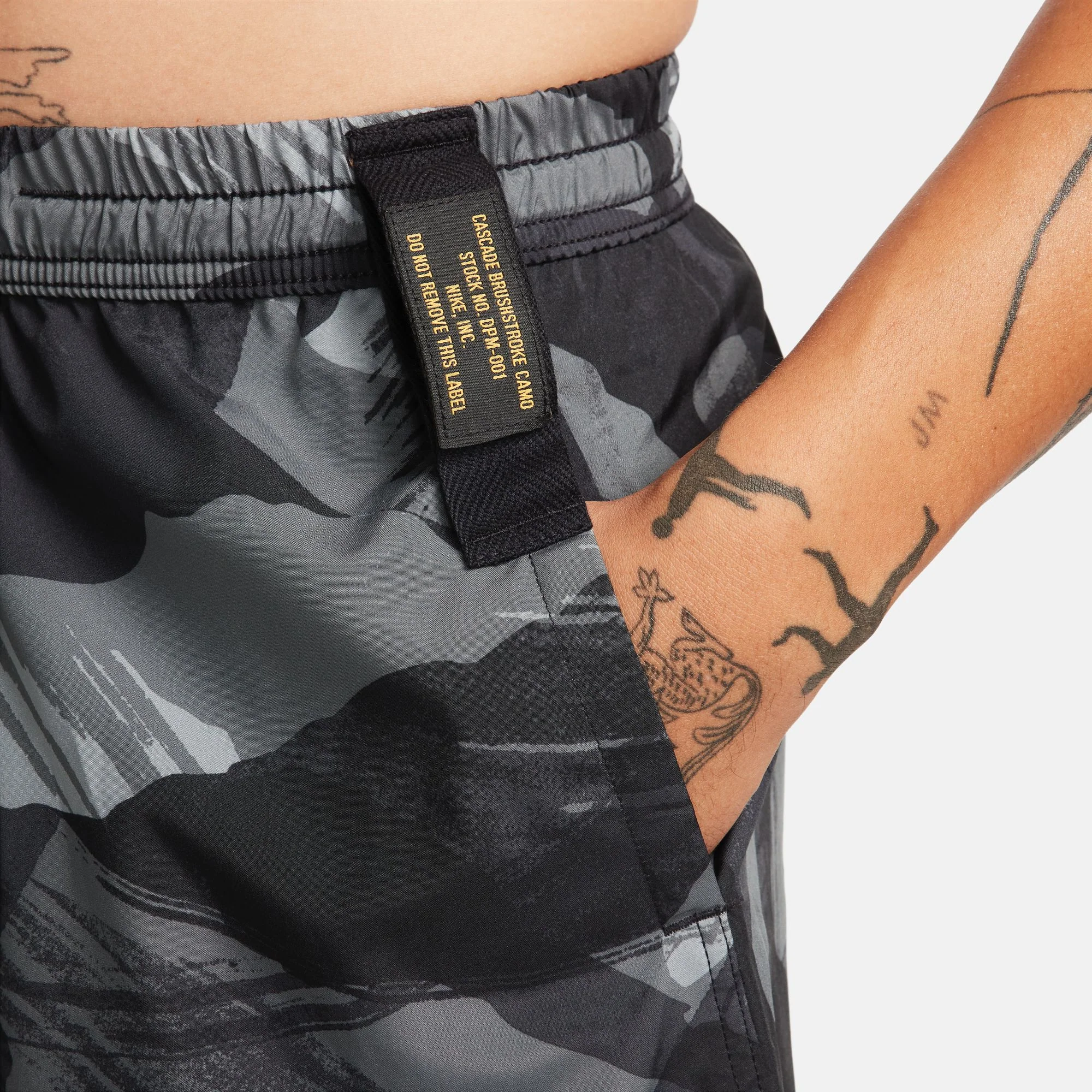 NIKE SHORTS - Image 4