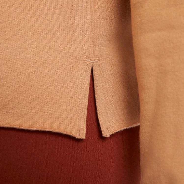 NIKE YOGA LUXE LONG SLEEVE T-SHIRT - Image 4