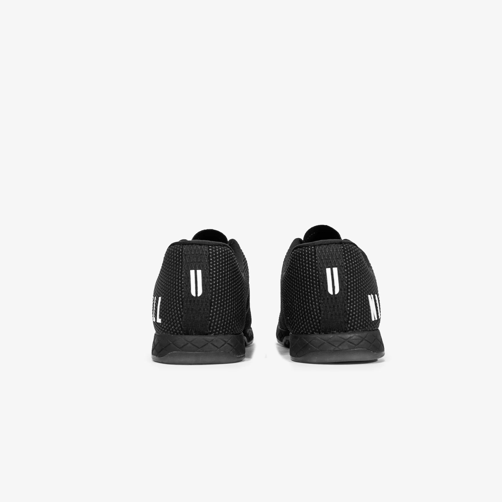 NOBULL BLACK TRAINER