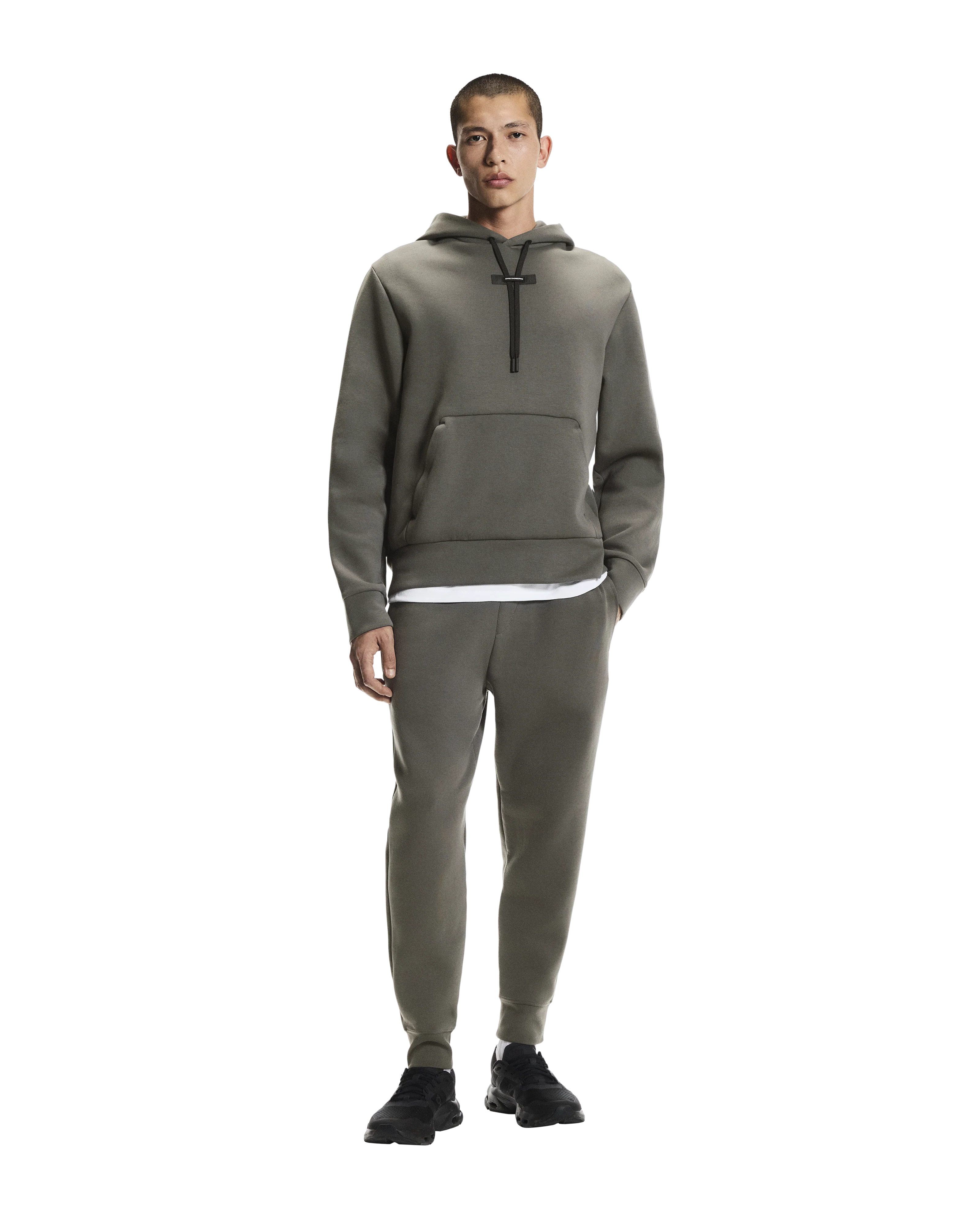 ON Focus Tech Sweatpants - Image 5