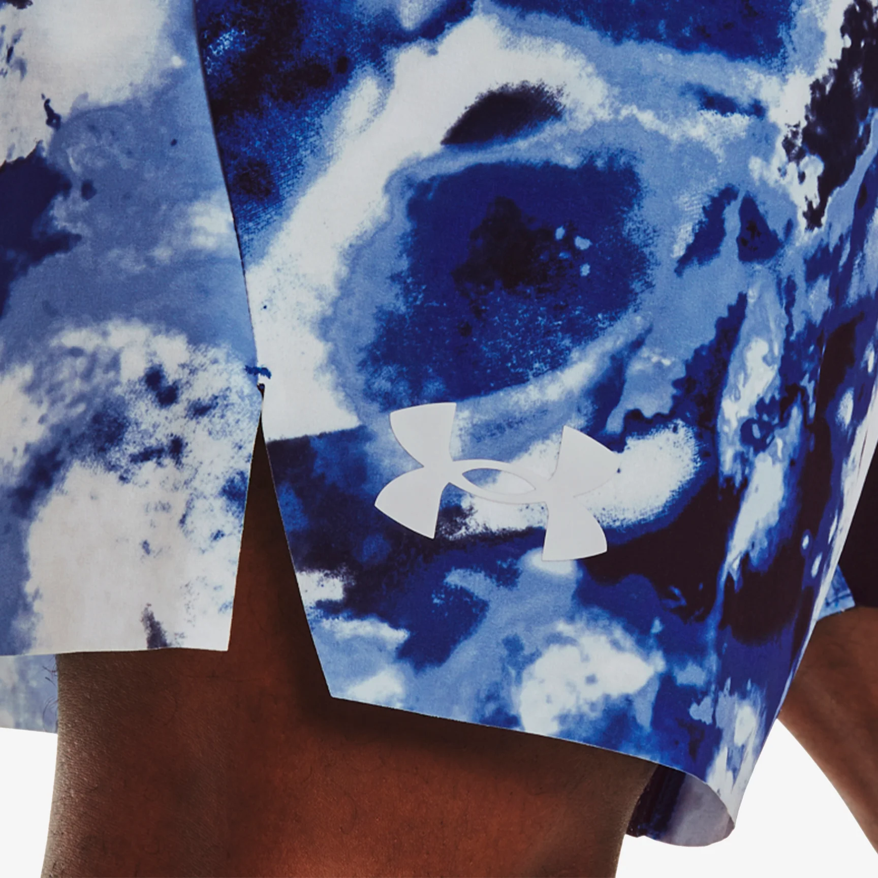 UNDER ARMOUR REIGN WOVEN SHORTS - Image 4